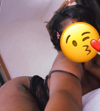 Lay, 26  female escort, Toledo