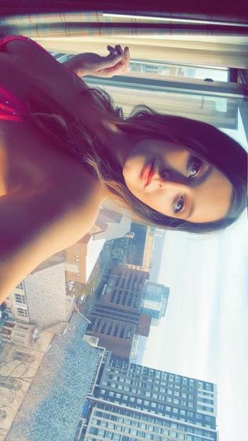 Kylie, 26  female escort, Toledo