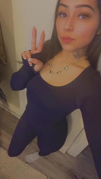 Too sweet , 27  female escort, Toledo