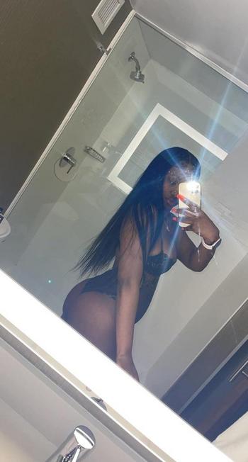 Mimi , 23  female escort, Toledo