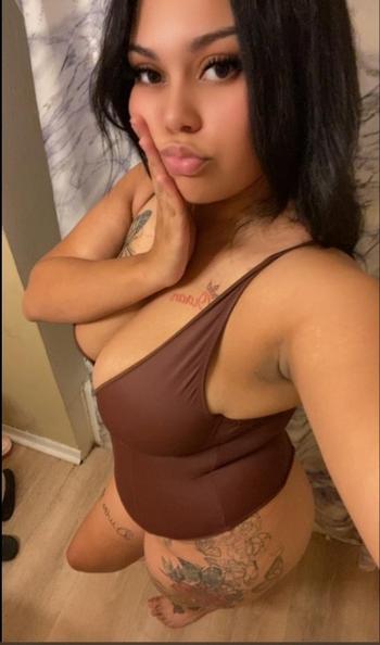 Jade, 22  female escort, Toledo