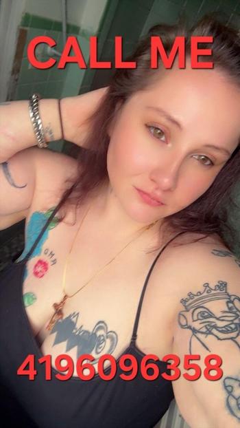 Courtney, 37  female escort, Toledo