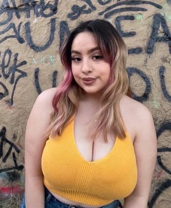 216-556-3064, 27  female escort, Toledo