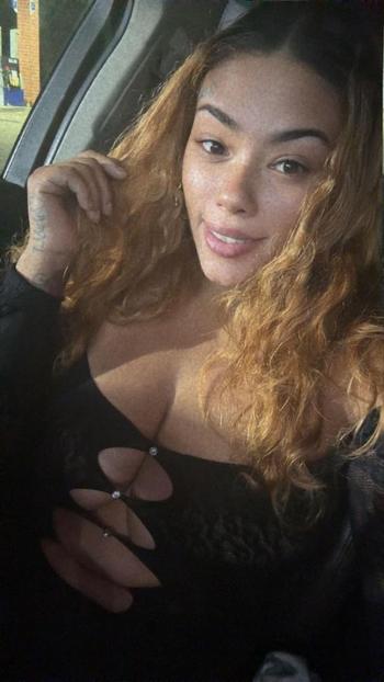 Rayna, 28  female escort, Toledo