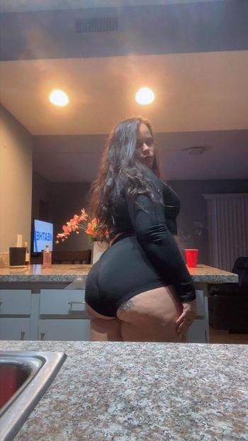 Sky, 29  female escort, Toledo